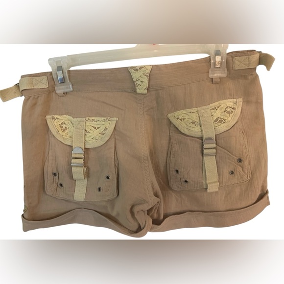 Lulumari Tan Embroidered Cargo Shorts - Picture 5 of 5